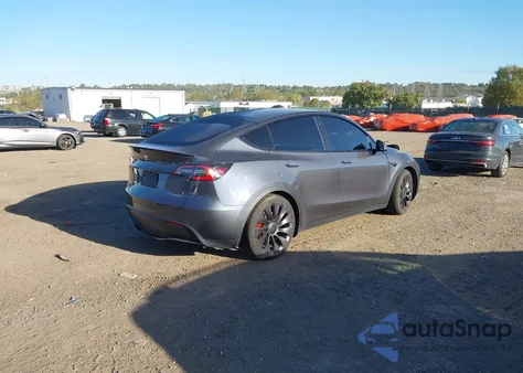 2021 Tesla Model Y Performance Dual Motor All-Wheel Drive from USA, damaged, VIN 5YJYGDEF5MF084066